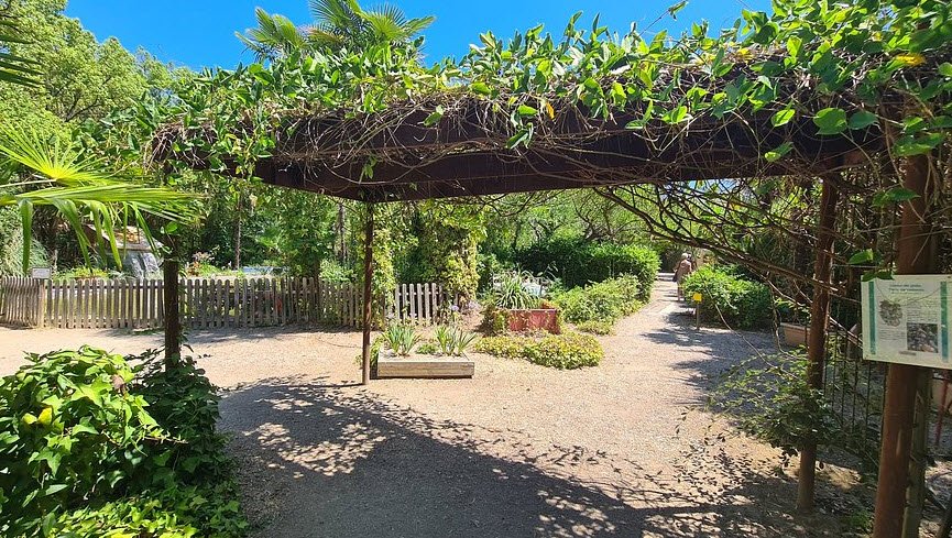 Jardin Exotique de Ponteilla, Ponteilla, France, France